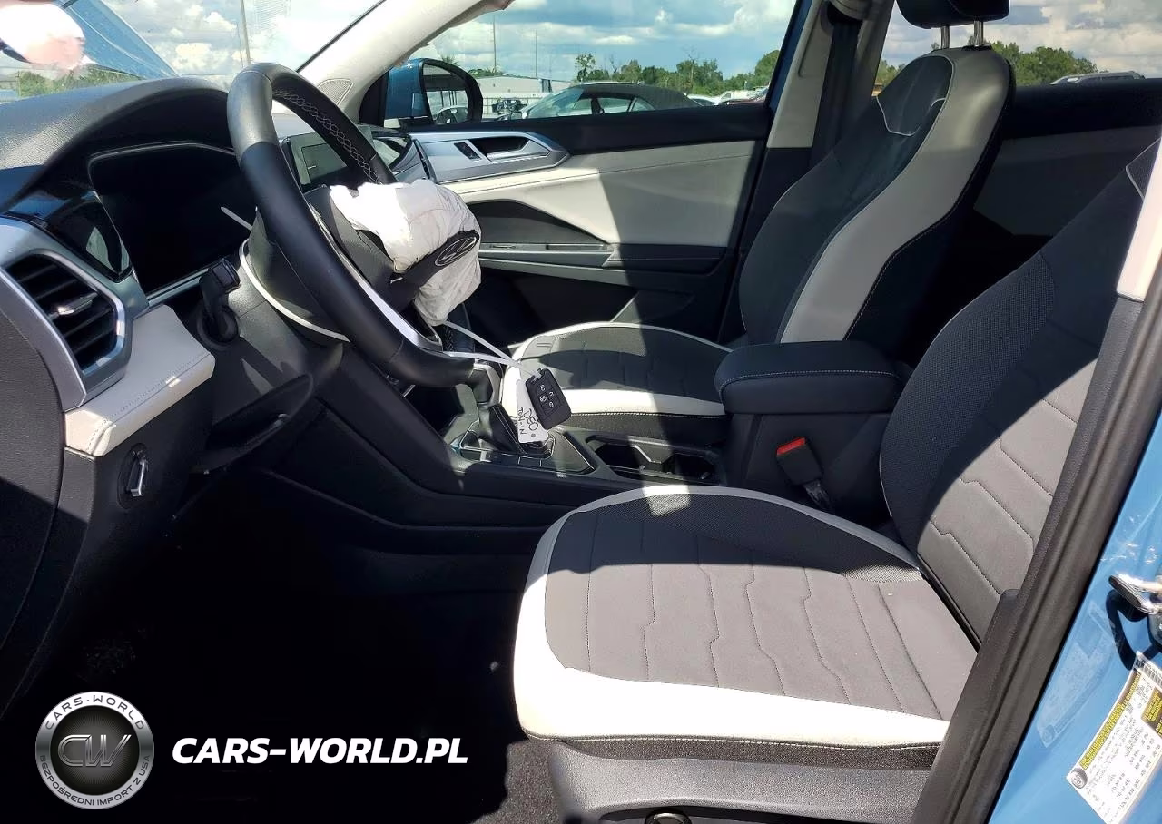 2025 Volkswagen Taos Se VIN:3VVSC7B28SM053621 - 7
