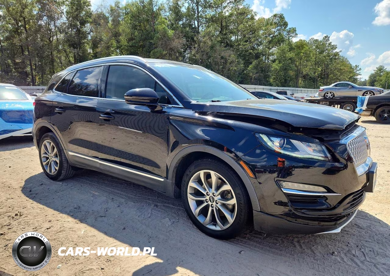 2019 Lincoln Mkc Select VIN:5LMCJ2C91KUL02997 - 4