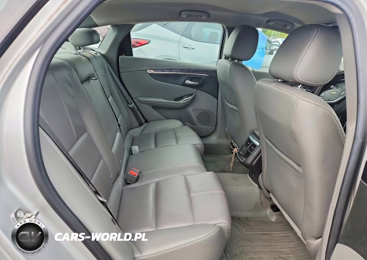2018 Chevrolet Impala Lt VIN:2G1105S3XJ9135821 - 10