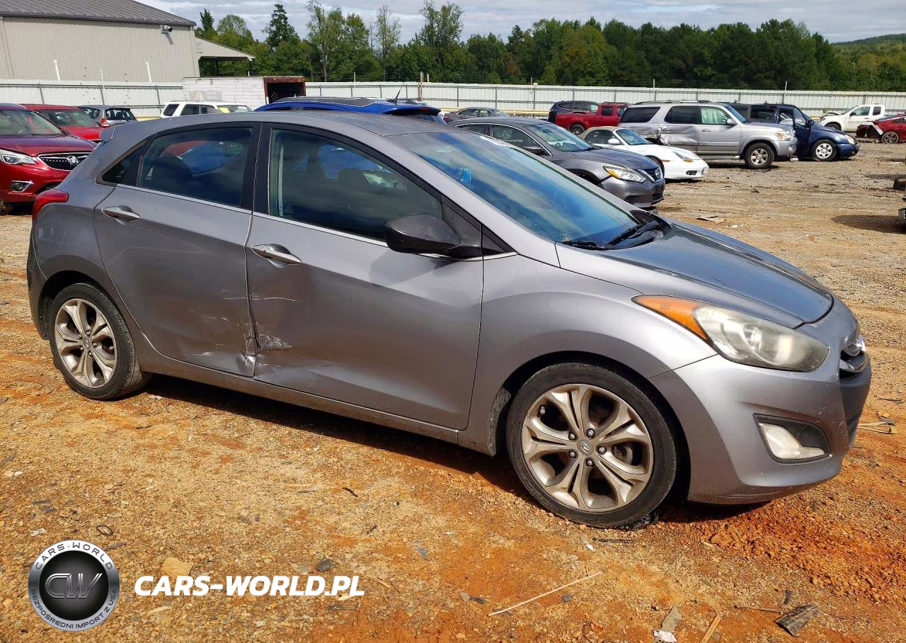 2013 Hyundai Elantra Gt Base VIN:KMHD35LE2DU077007 - 4