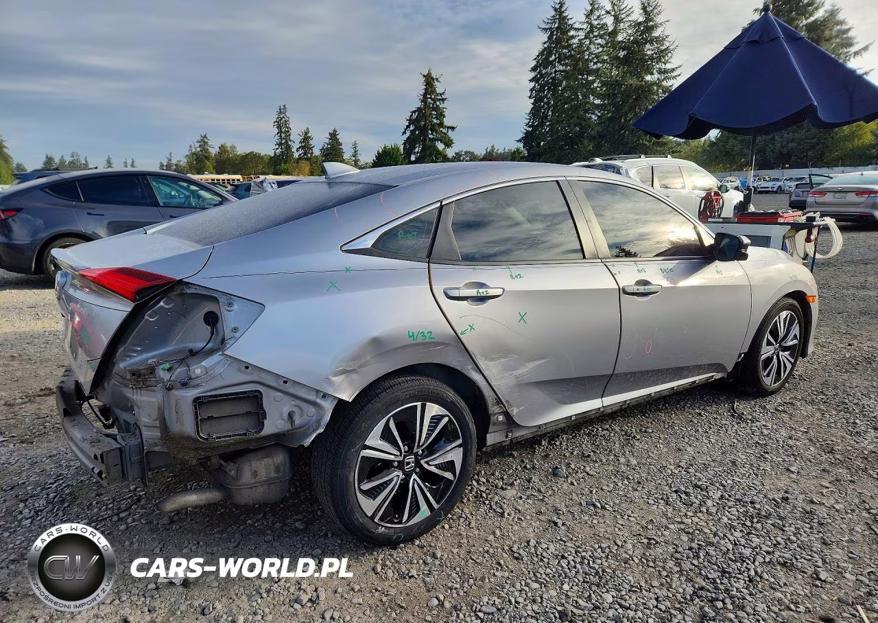 2018 Honda Civic Ex VIN:JHMFC1F3XJX004170 - 3
