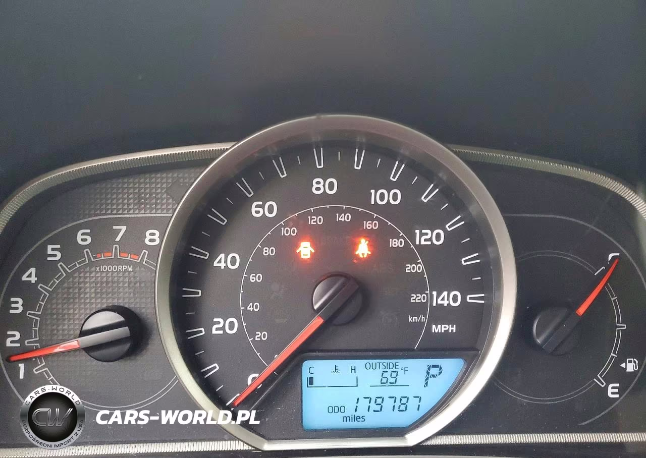 2015 Toyota Rav4 Xle VIN:2T3WFREV2FW230287 - 9