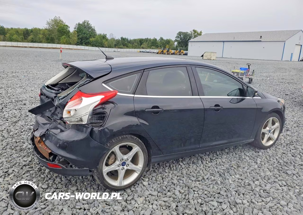 2013 Ford Focus Titanium VIN:1FADP3N26DL370503 - 3