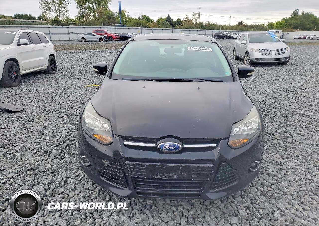 2013 Ford Focus Titanium VIN:1FADP3N26DL370503 - 5