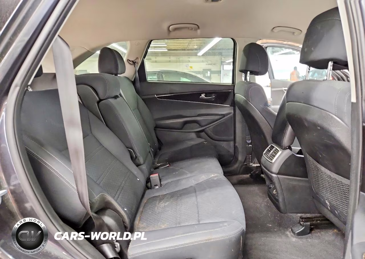 2017 Kia Sorento Lx VIN:5XYPGDA3XHG237398 - 11