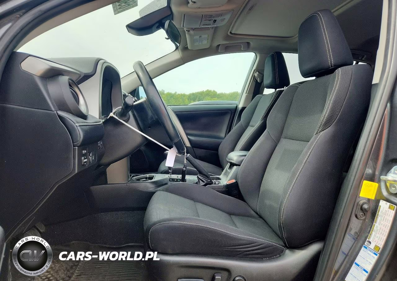 2018 Toyota Rav4 Xle VIN:2T3RFREVXJW780231 - 7
