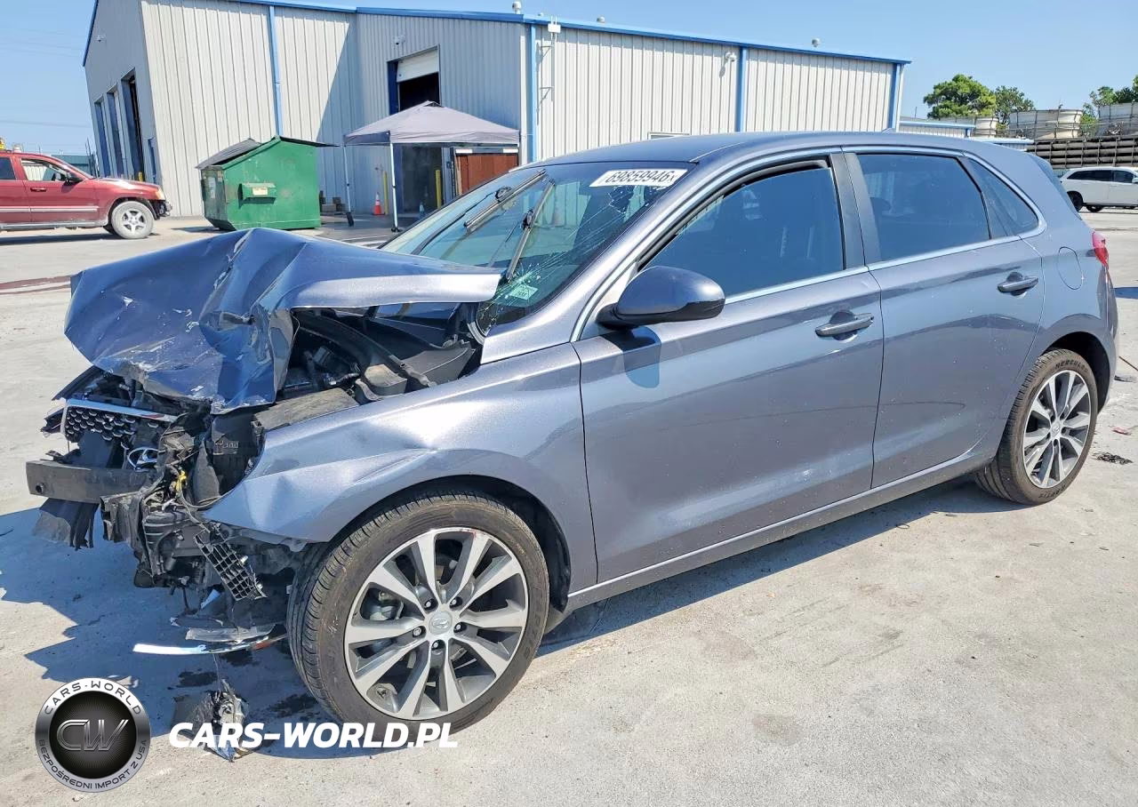 2018 Hyundai Elantra Gt Base VIN:KMHH35LE8JU023949 - 1