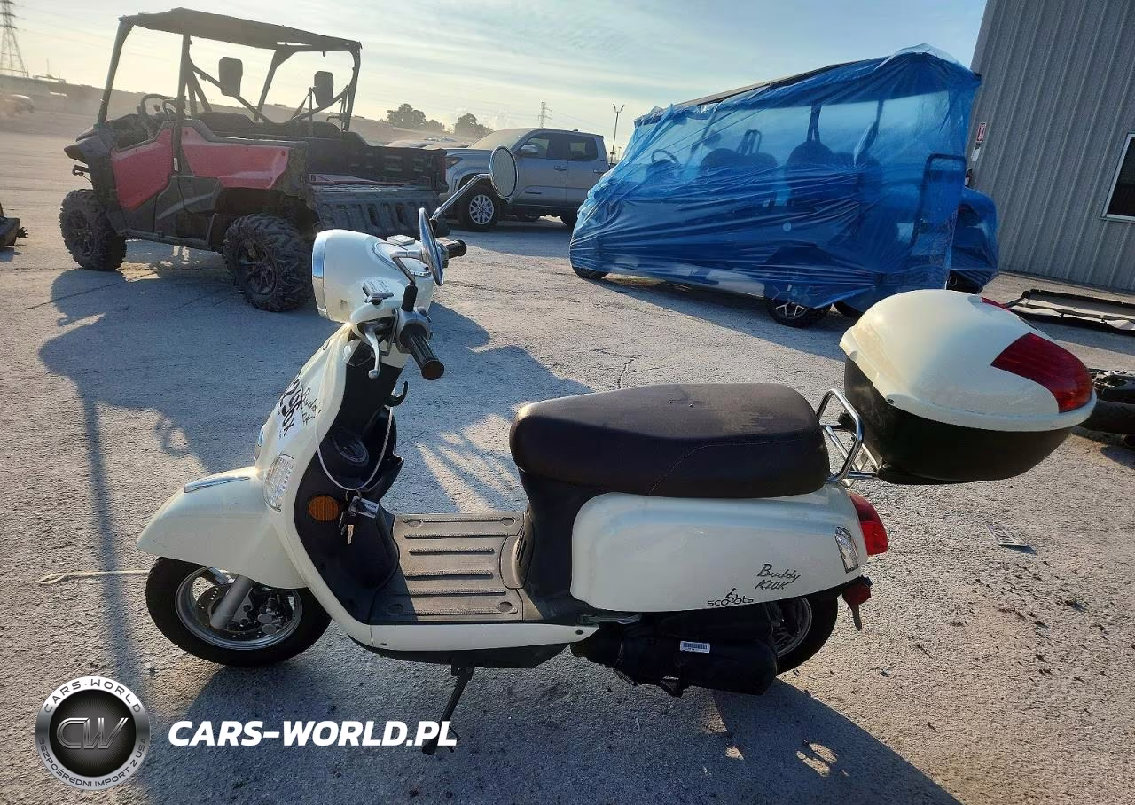 2022 Genuine Scooter Co. Buddy Kick VIN:RFVJFJ100N1002894 - 3