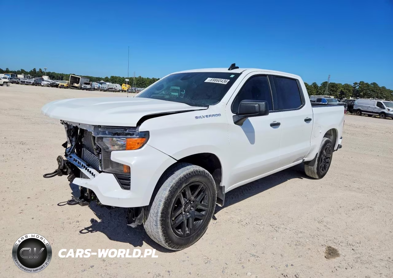2026 Chevrolet Silverado C1500 Custom