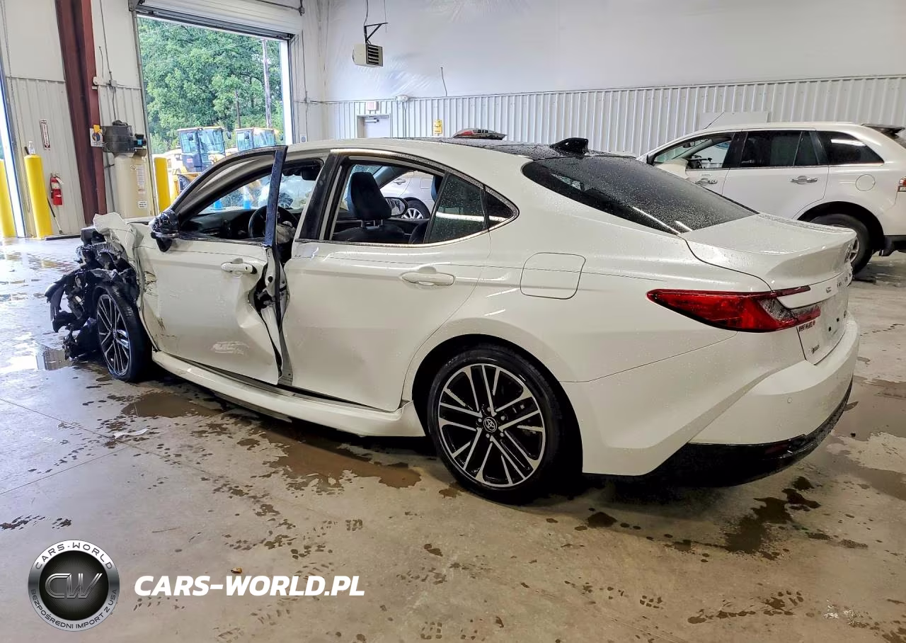 2025 Toyota Camry Xle VIN:4T1DAACKXSU618757 - 2