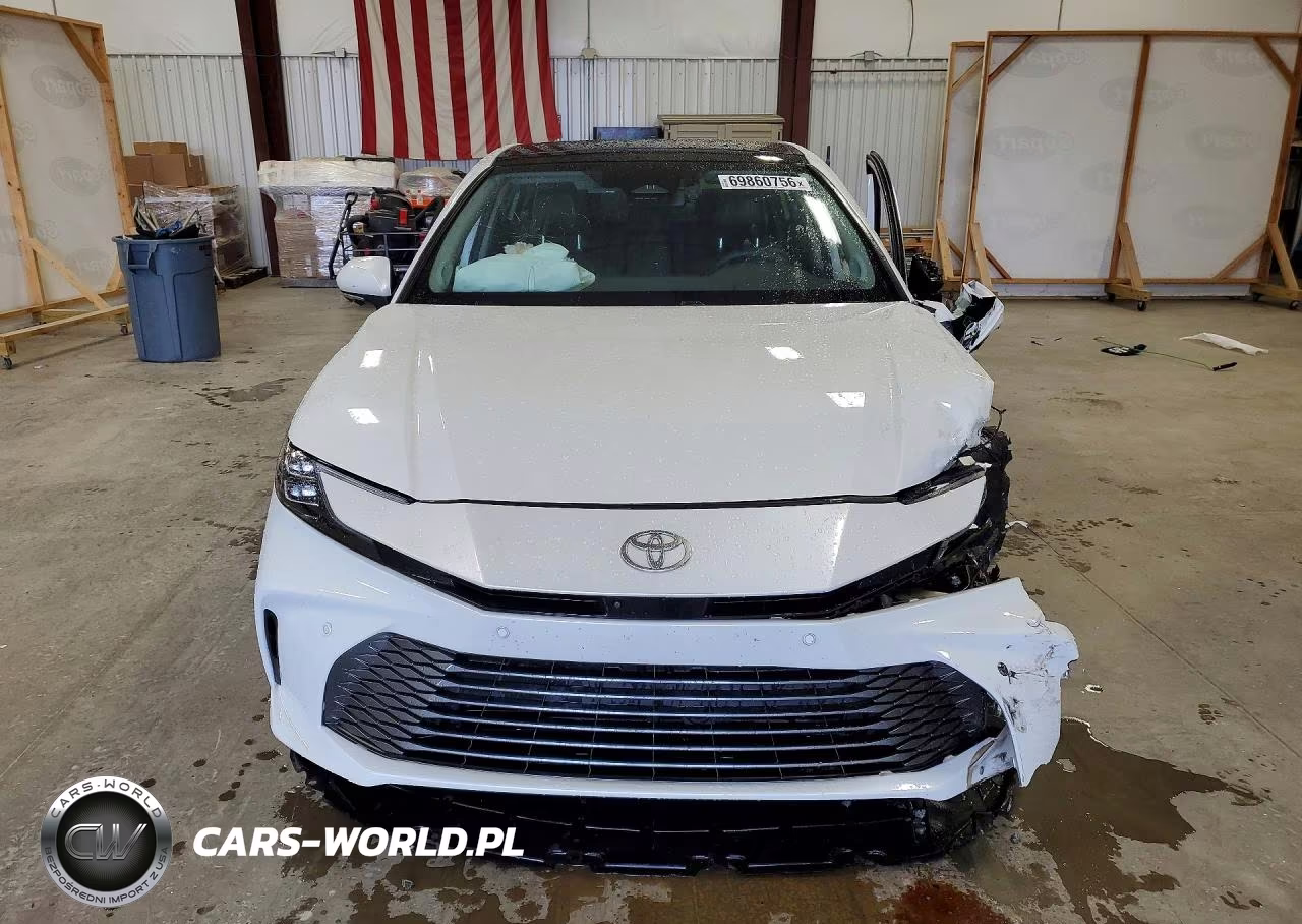 2025 Toyota Camry Xle VIN:4T1DAACKXSU618757 - 5