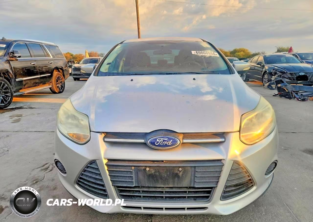 2014 Ford Focus Se VIN:1FADP3F2XEL440214 - 5