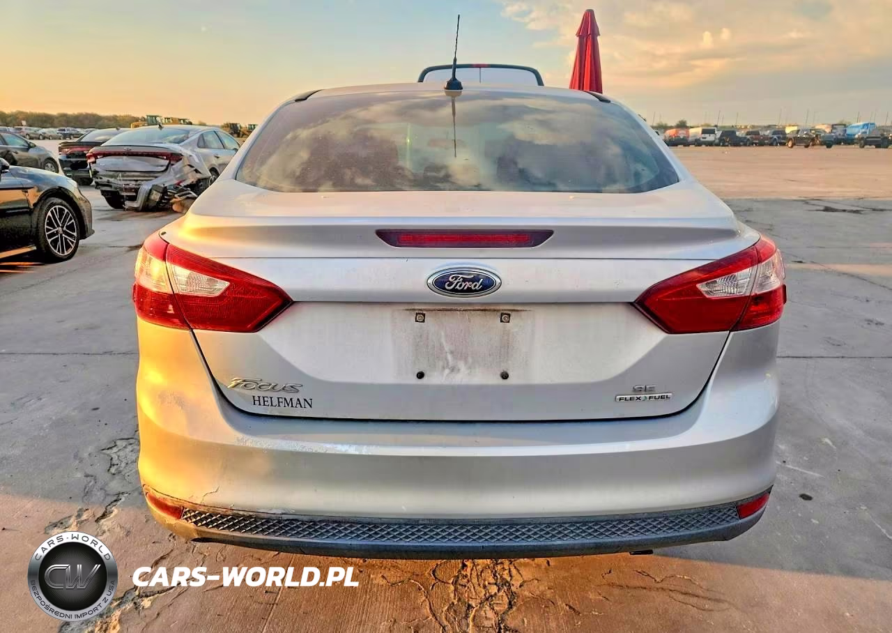 2014 Ford Focus Se VIN:1FADP3F2XEL440214 - 6