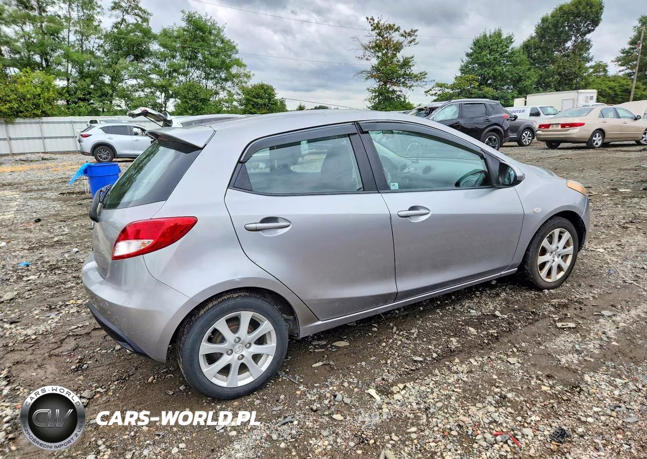 2012 Mazda Mazda2 VIN:JM1DE1LZ5C0131657 - 3