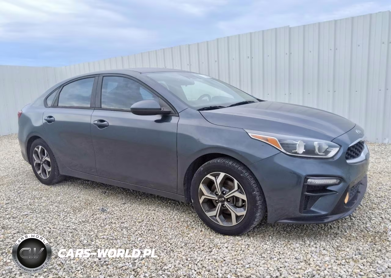 2021 Kia Forte Lxs VIN:3KPF24AD5ME284963 - 4