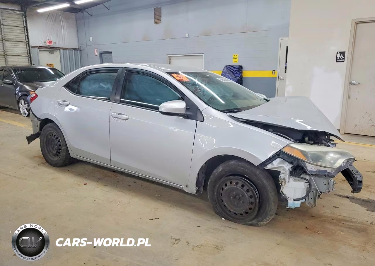 2015 Toyota Corolla L VIN:2T1BURHE5FC475630 - 4