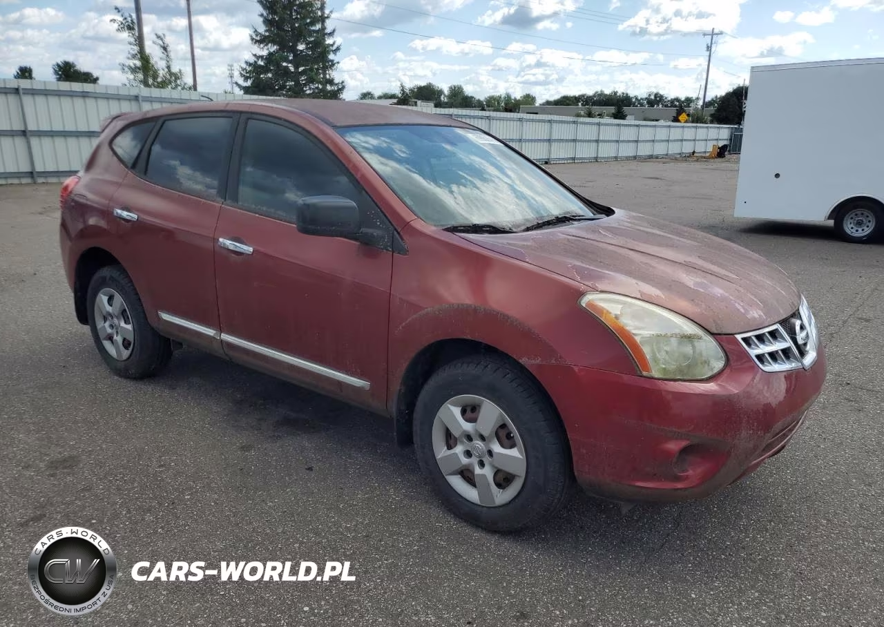 2013 Nissan Rogue S VIN:JN8AS5MTXDW548403 - 4