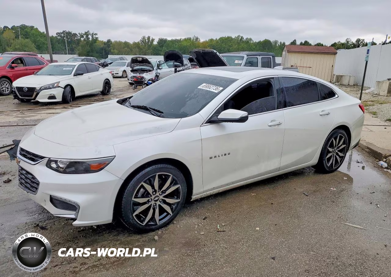 2017 Chevrolet Malibu Lt VIN:1G1ZE5ST4HF183658 - 1