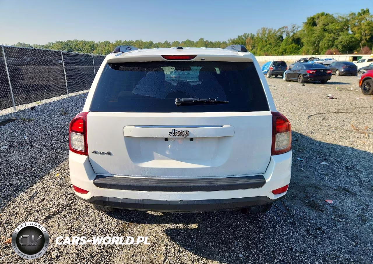2014 Jeep Compass Sport VIN:1C4NJDBB6ED825632 - 6