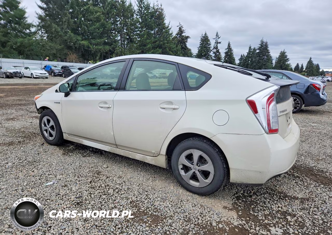 2013 Toyota Prius Two VIN:JTDKN3DU5D0341568 - 2