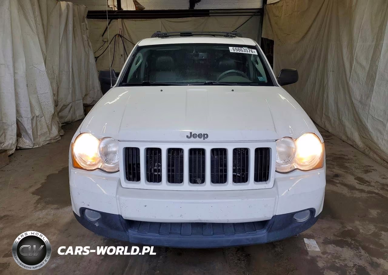 2010 Jeep Grand Cherokee Laredo VIN:1J4PR4GK4AC142848 - 5
