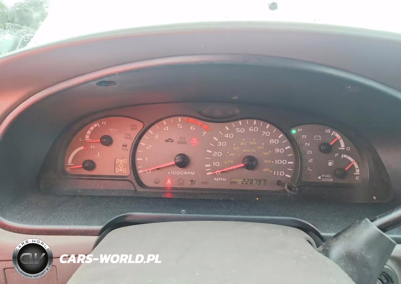 2003 Toyota Sequoia Limited VIN:5TDBT48A33S186414 - 9