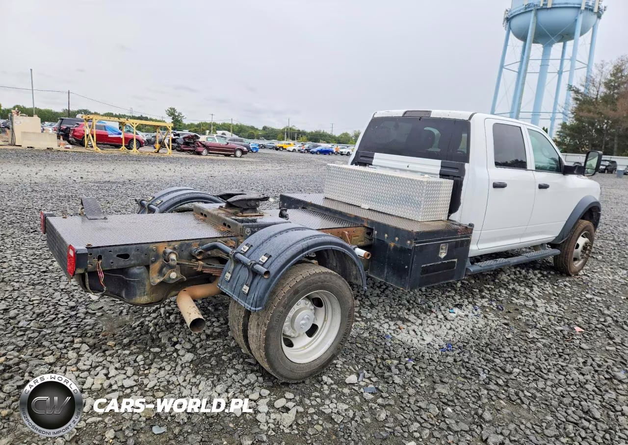2022 Ram 5500 VIN:3C7WRNFL3NG112327 - 3