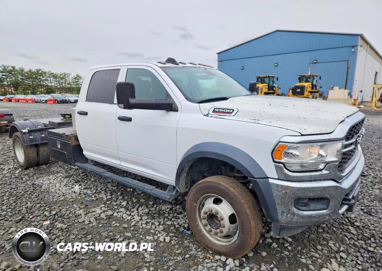 2022 Ram 5500 VIN:3C7WRNFL3NG112327 - 4