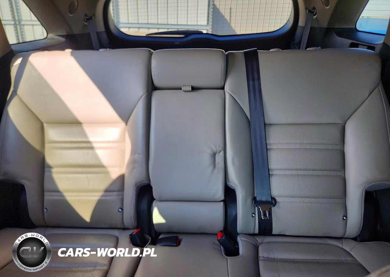 2019 Kia Sorento Ex V6 VIN:5XYPH4A51KG473959 - 10