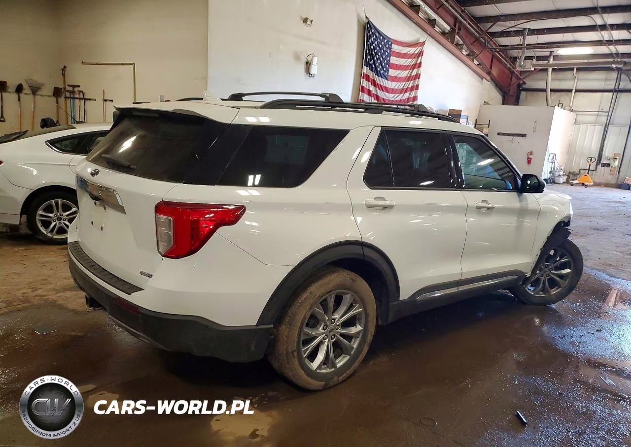 2020 Ford Explorer Xlt VIN:1FMSK8DH8LGA69429 - 3