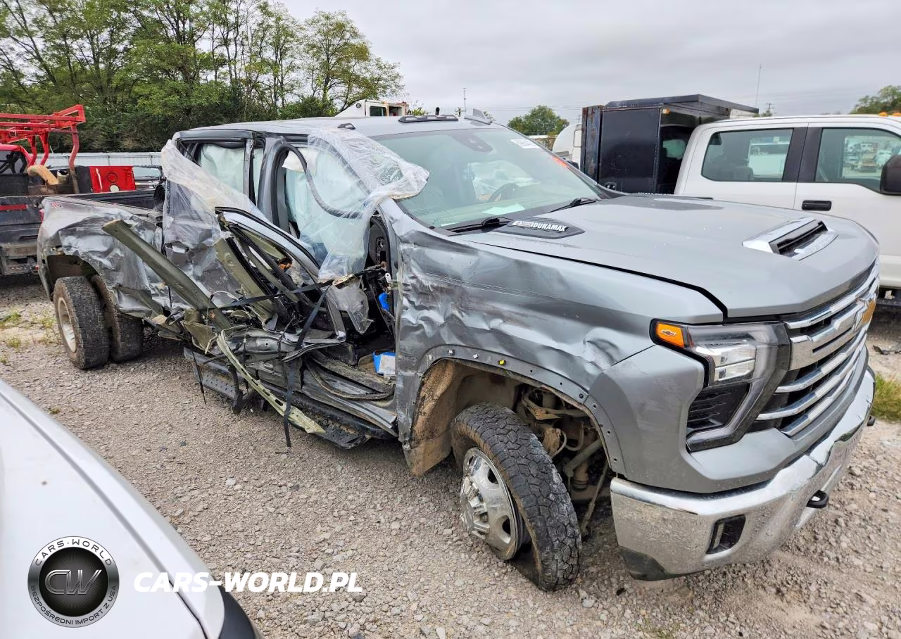 2024 Chevrolet Silverado K3500 Ltz VIN:1GC4YUEY8RF153736 - 4