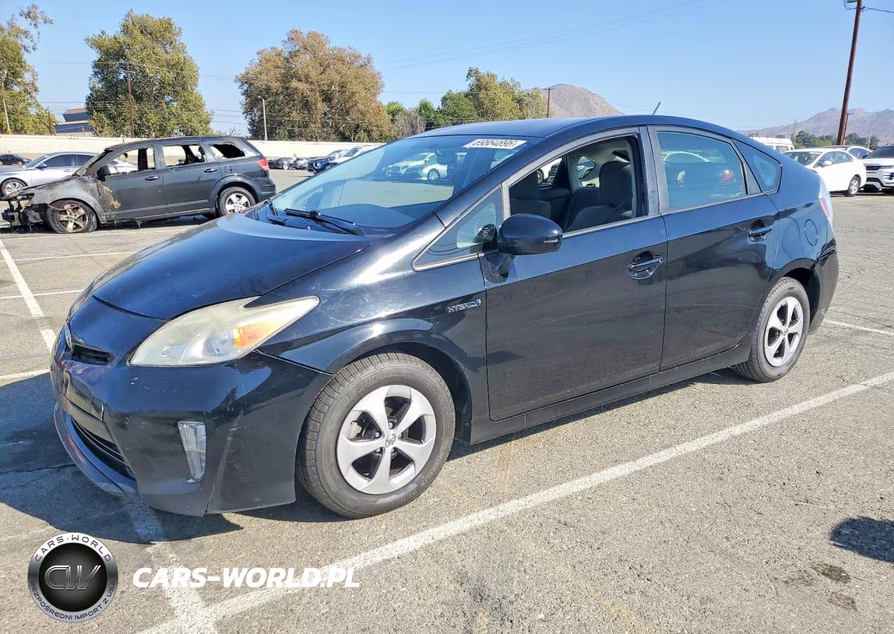 2013 Toyota Prius Two