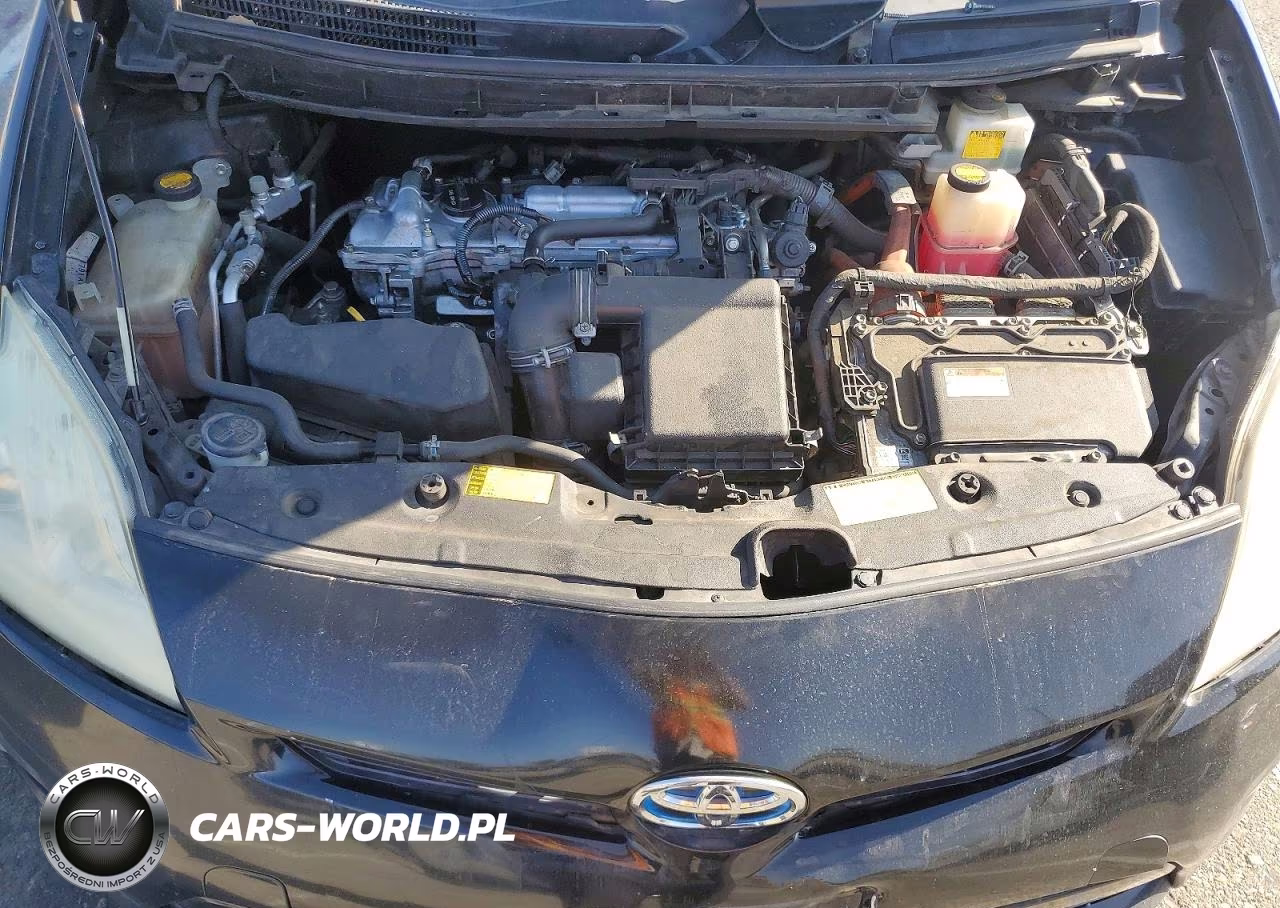2013 Toyota Prius Two VIN:JTDKN3DU2D5553122 - 11