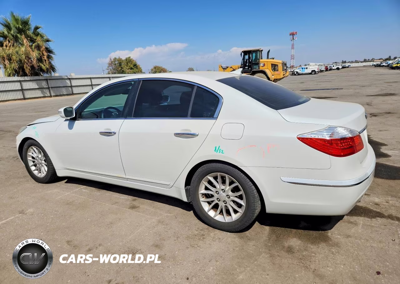 2009 Hyundai Genesis 3.8L VIN:KMHGC46E79U037726 - 2