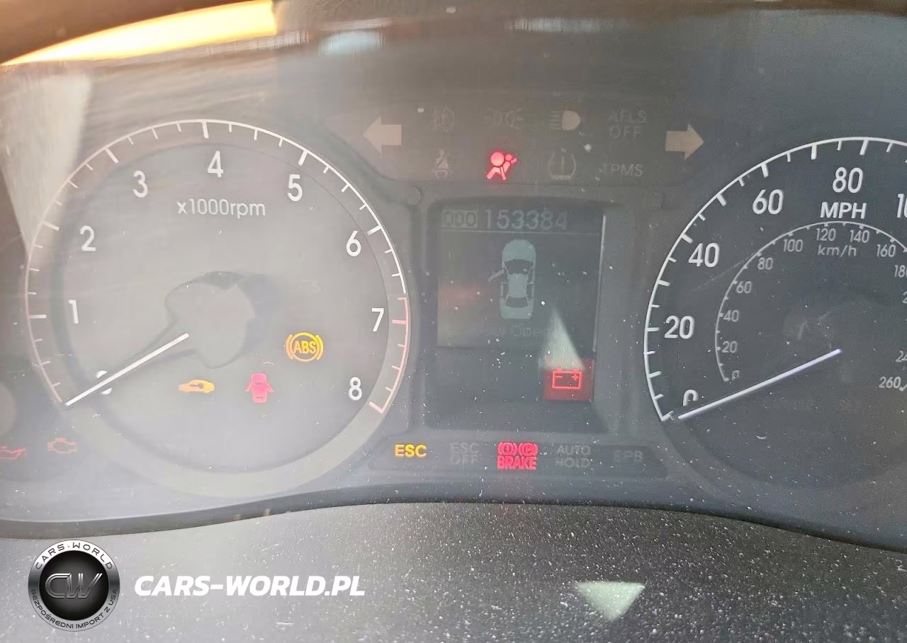 2009 Hyundai Genesis 3.8L VIN:KMHGC46E79U037726 - 9