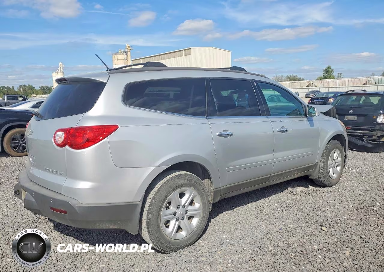 2011 Chevrolet Traverse Lt VIN:1GNKVGED2BJ130817 - 3