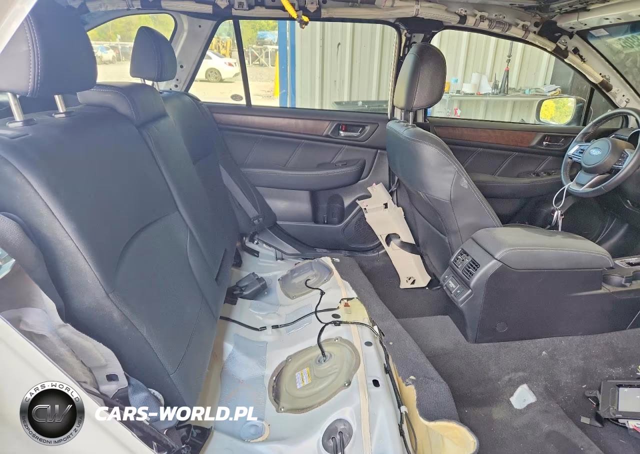 2018 Subaru Outback 2.5I Limited VIN:4S4BSANC6J3231038 - 11