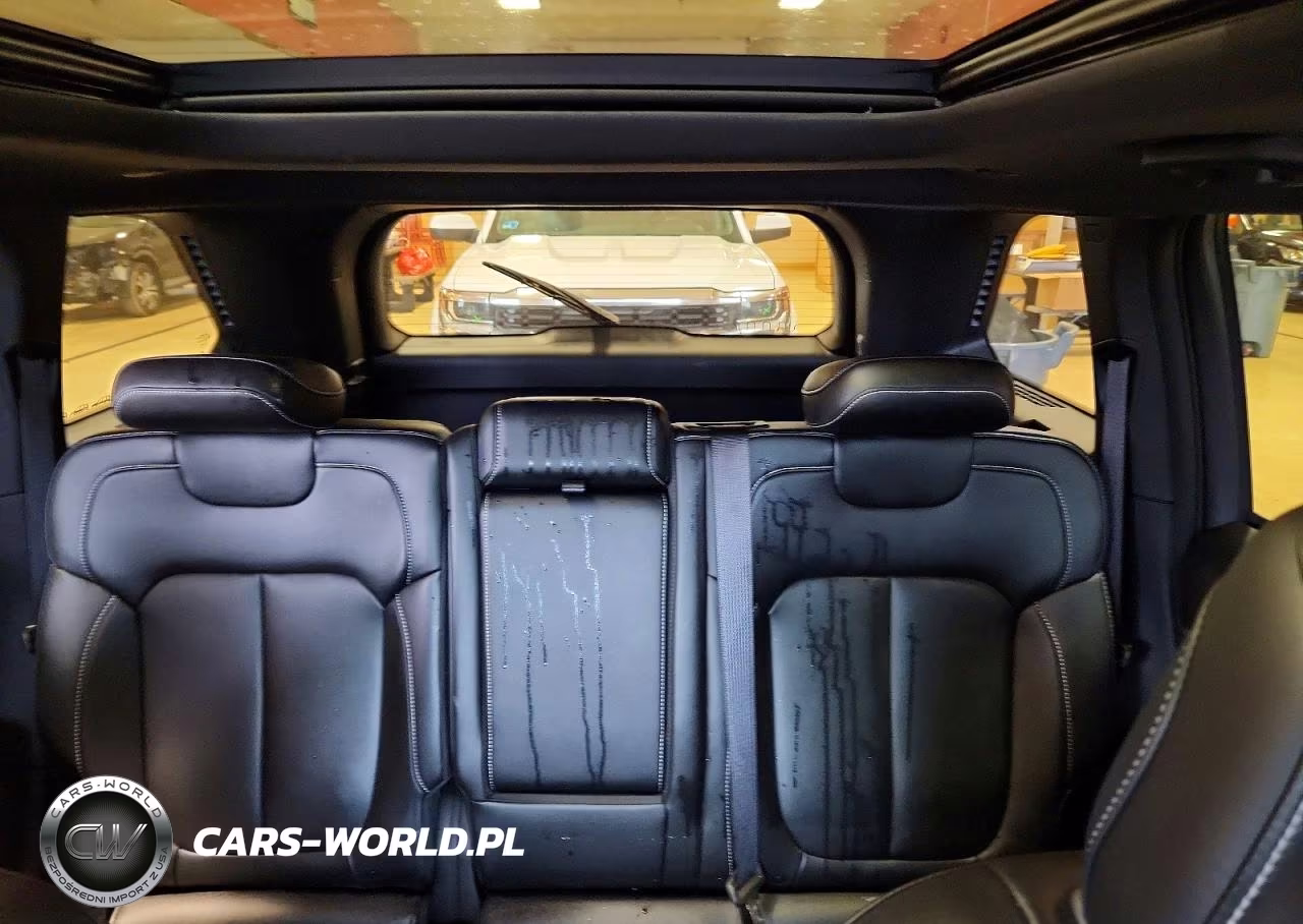 2025 Jeep Grand Cherokee Limited VIN:1C4RJHBGXSC280413 - 10