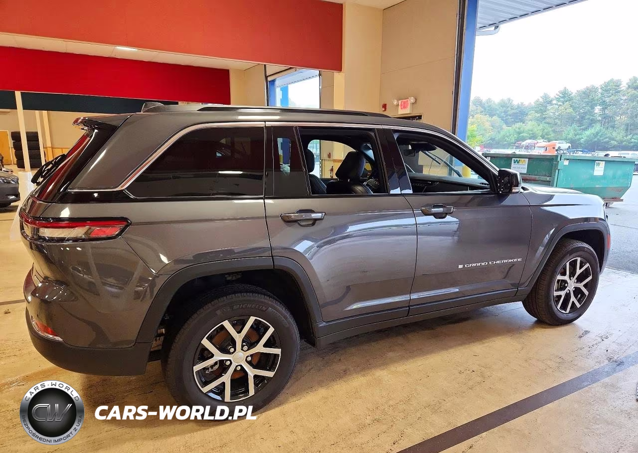 2025 Jeep Grand Cherokee Limited VIN:1C4RJHBGXSC280413 - 3