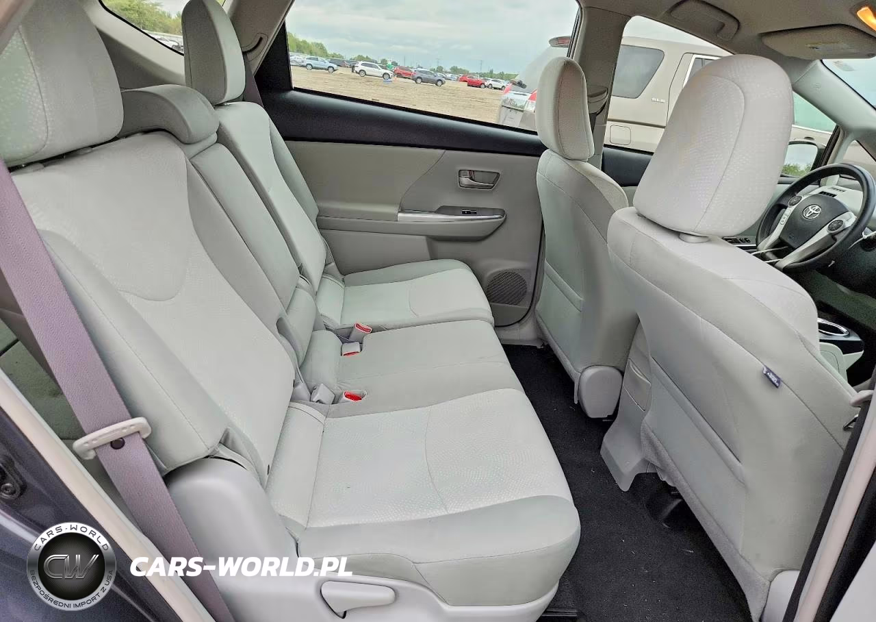 2014 Toyota Prius V Two VIN:JTDZN3EU7E3360751 - 10