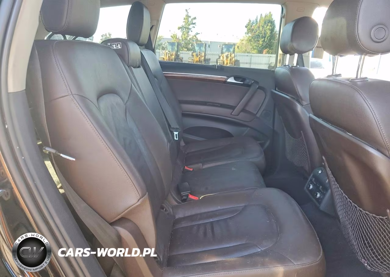 2014 Audi Q7 Premium Plus VIN:WA1LGAFE1ED010483 - 11