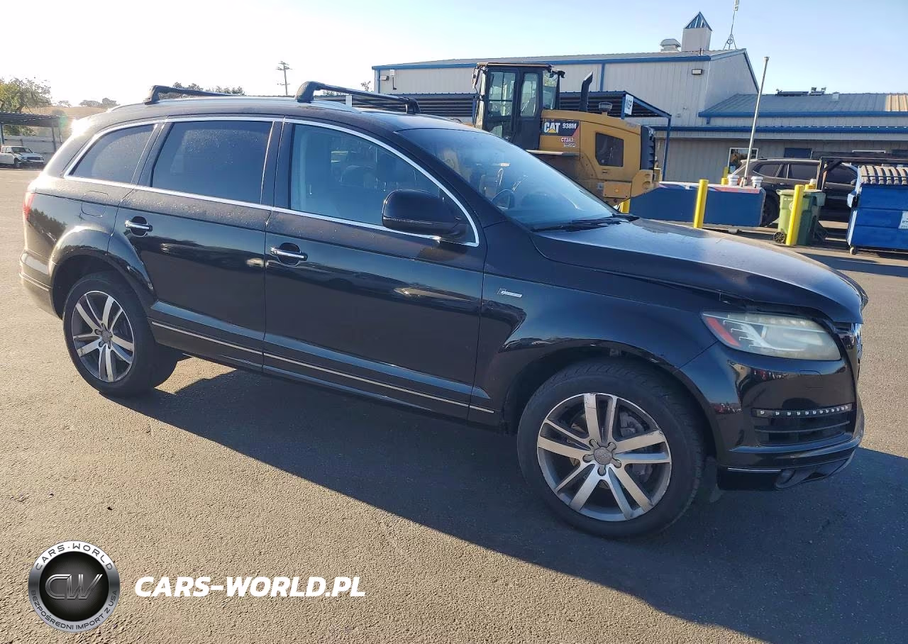 2014 Audi Q7 Premium Plus VIN:WA1LGAFE1ED010483 - 4