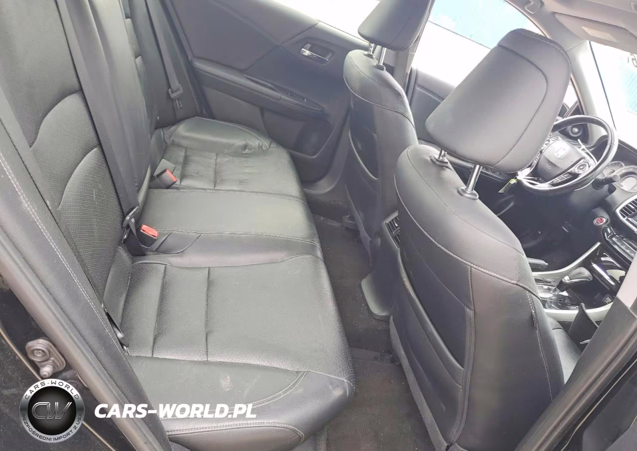 2017 Honda Accord Touring VIN:1HGCR3F98HA031577 - 10