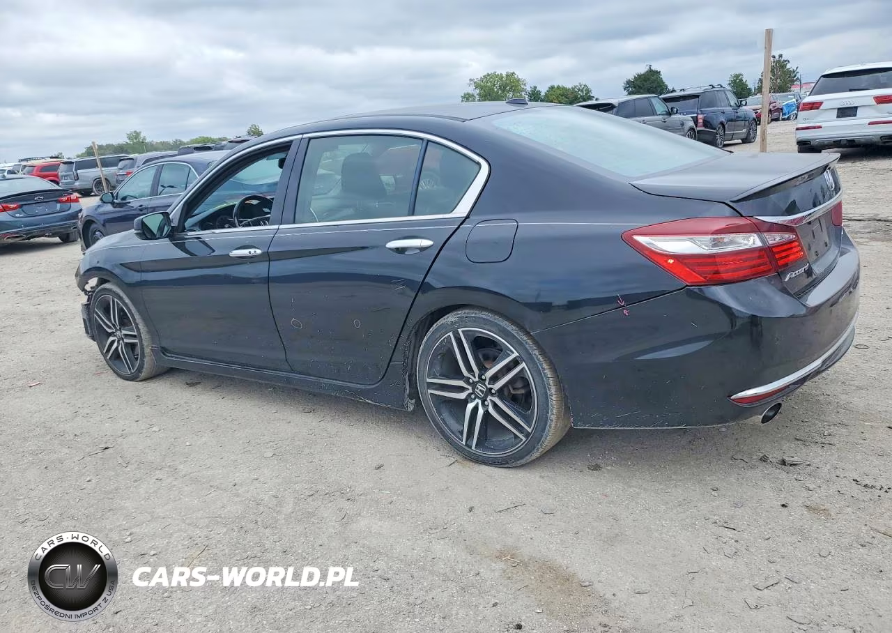 2017 Honda Accord Touring VIN:1HGCR3F98HA031577 - 2