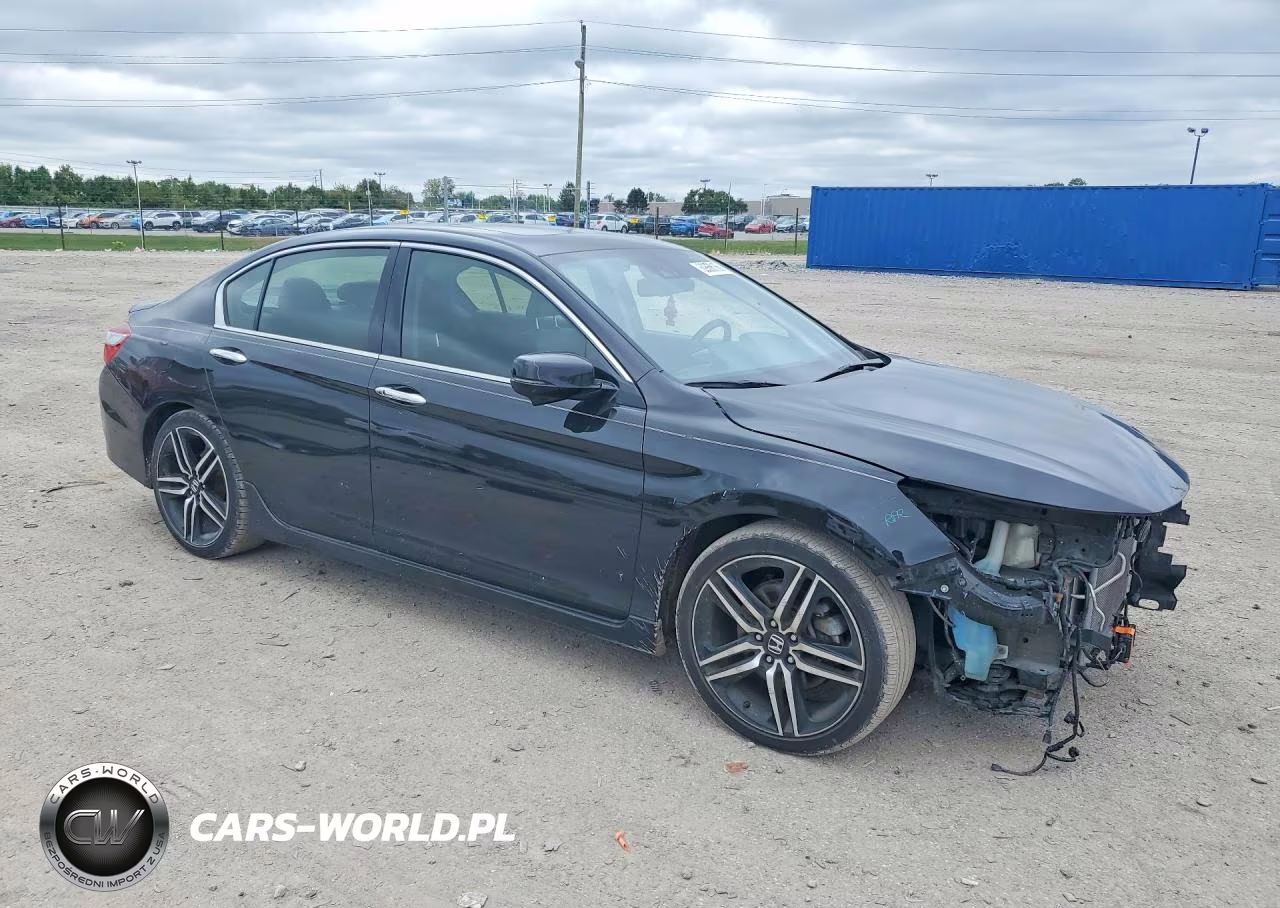 2017 Honda Accord Touring VIN:1HGCR3F98HA031577 - 4