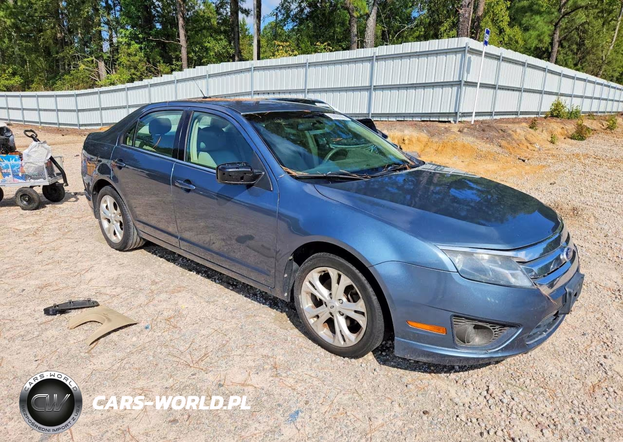 2012 Ford Fusion Se VIN:3FAHP0HA9CR135452 - 4