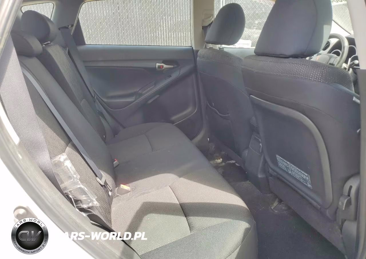2009 Pontiac Vibe VIN:5Y2SM670X9Z437227 - 11
