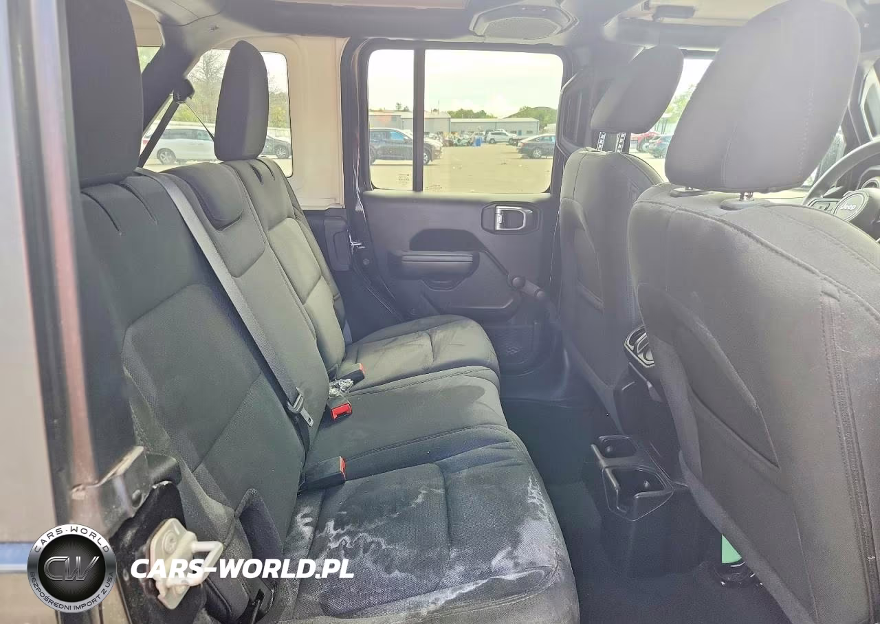 2020 Jeep Wrangler Unlimited Sport VIN:1C4HJXDN4LW311950 - 11