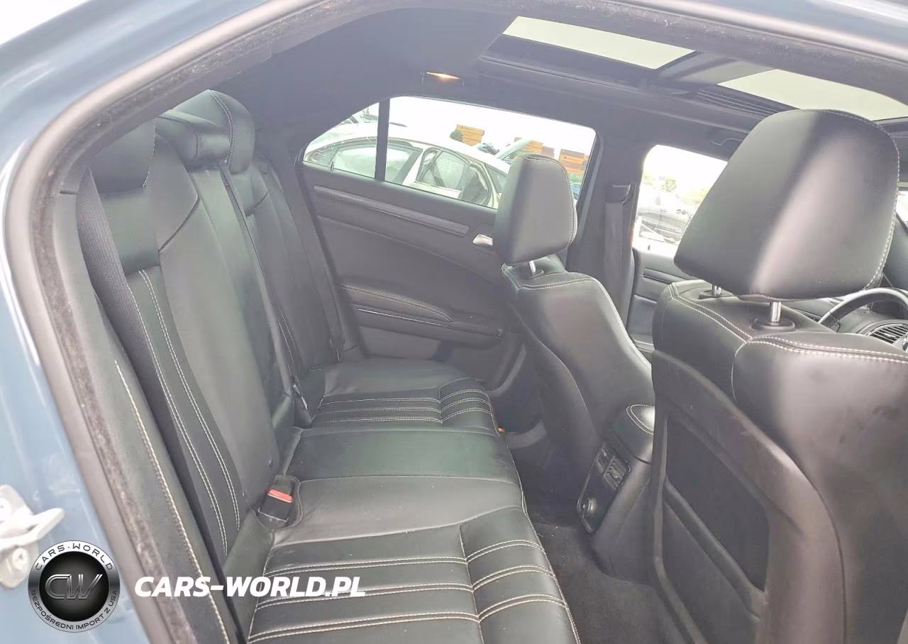 2014 Chrysler 300 S VIN:2C3CCAGG5EH273567 - 10