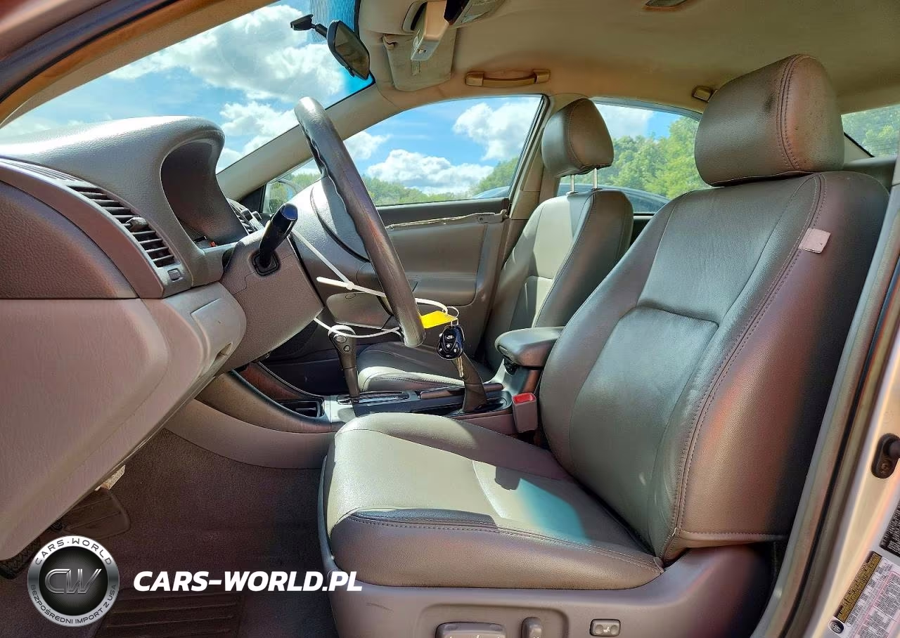 2004 Toyota Camry Le VIN:4T1BE32K54U874557 - 7